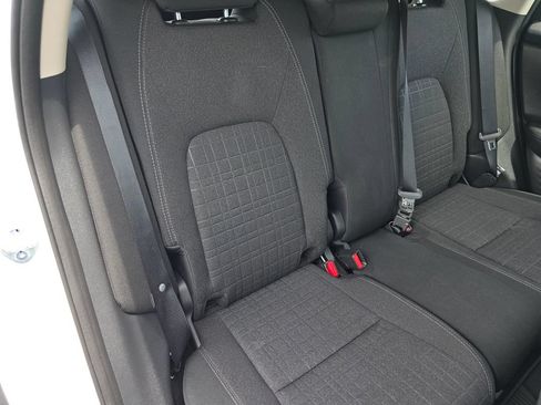 Certified 2025 Honda HR-V LX image 18