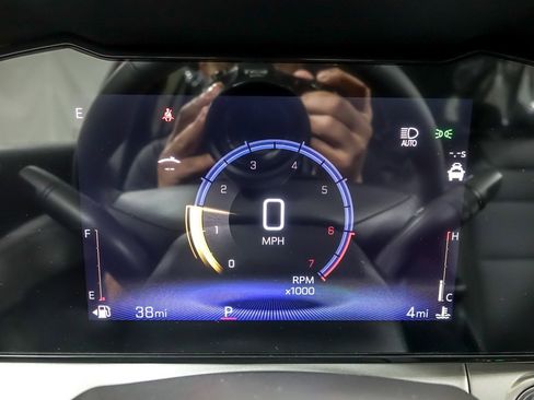 New 2026 Chevrolet Trax LT w/ Driver Confidence Package image 15