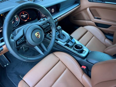Certified 2023 Porsche 911 GT3 RWD image 5