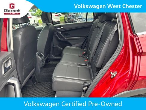 Used 2020 Volkswagen Tiguan SE w/ Panoramic Sunroof Package AWD/4WD image 15