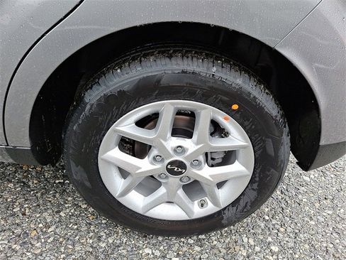 New 2025 Kia Soul LX w/ LX Technology Package image 5