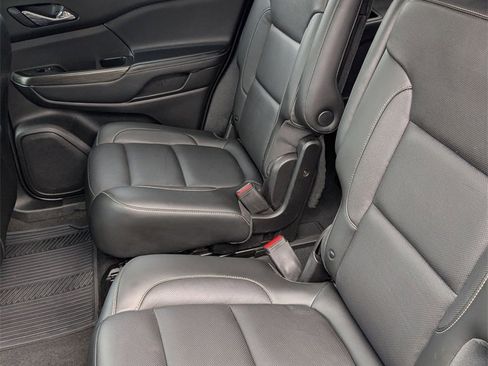 Used 2019 GMC Acadia SLT image 10