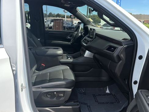 Used 2022 Chevrolet Tahoe LT w/ LT Signature Plus Package RWD image 15