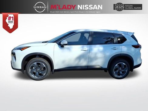 New 2026 Nissan Rogue SV image 4