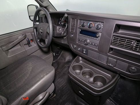 Used 2024 GMC Savana 2500 w/ Driver Convenience Package image 17