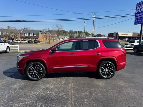 Used 2019 GMC Acadia Denali w/ Technology Package image 2