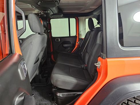 Used 2023 Jeep Wrangler Unlimited AWD/4WD image 34