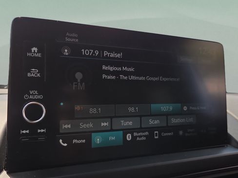 Certified 2025 Honda Pilot TrailSport image 23