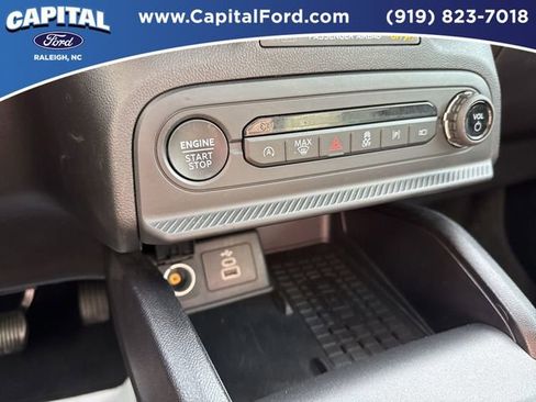 Certified 2025 Ford Bronco Sport Outer Banks w/ Outer Banks Tech Package+ image 32