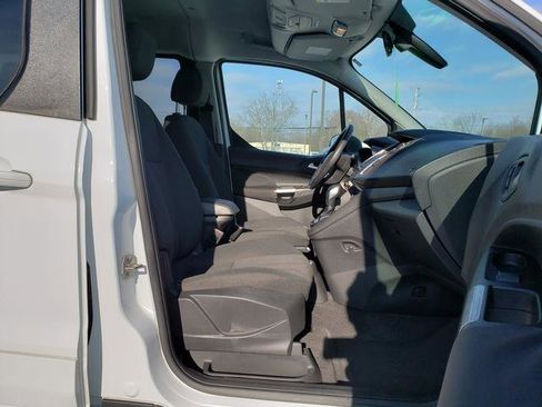 Used 2016 Ford Transit Connect XLT image 16