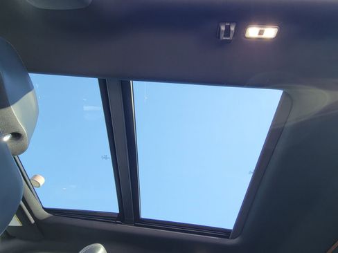 Used 2022 Ford F350 Platinum image 11