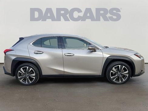 Used 2020 Lexus UX 250h w/ Premium Package image 7