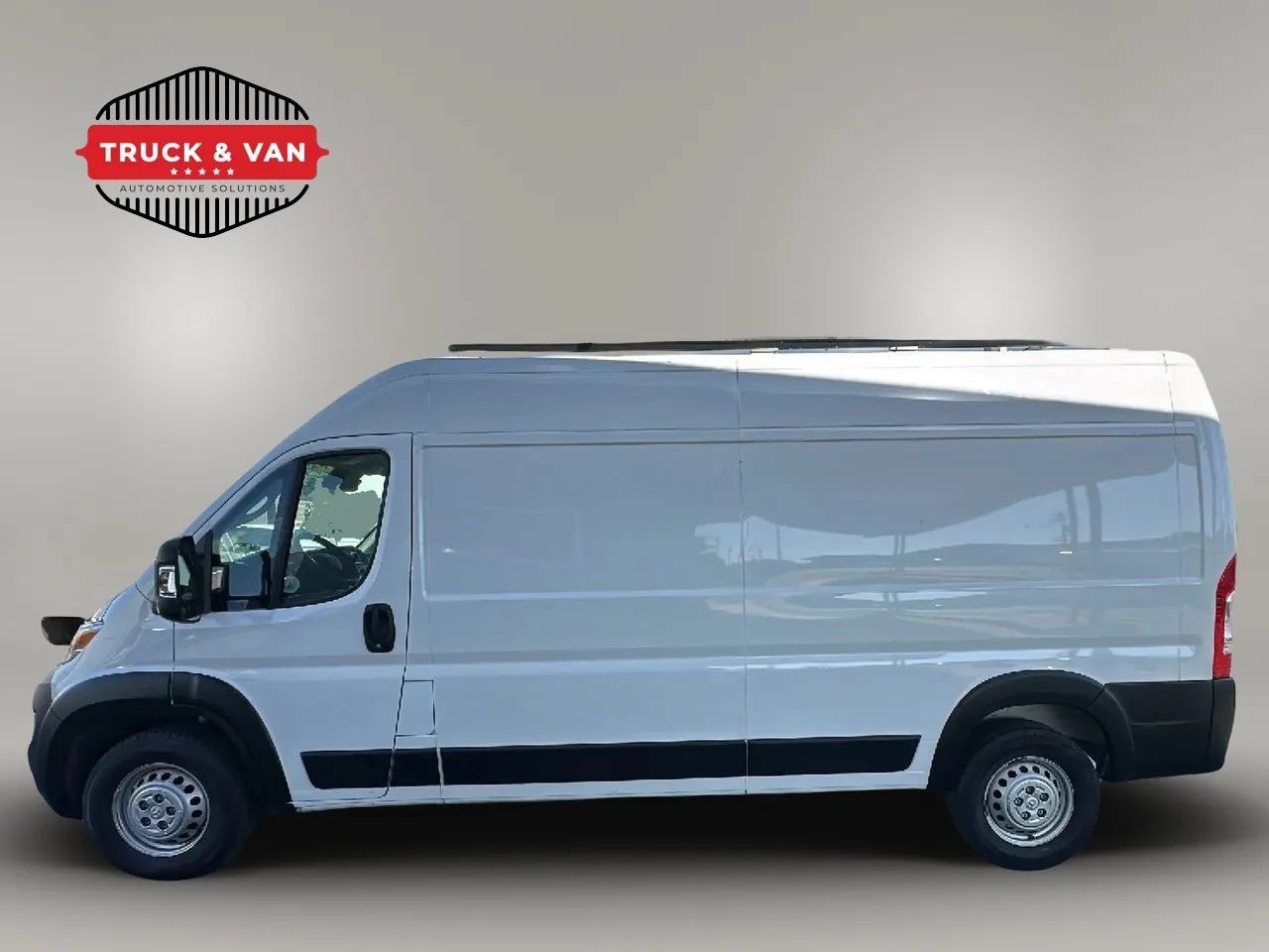 Used 2025 RAM ProMaster 3500 FWD image 3