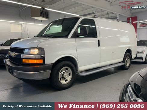 Used 2018 Chevrolet Express 2500 w/ Driver Convenience Package RWD image 1