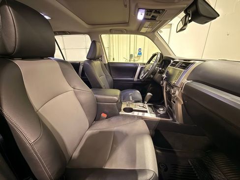 Used 2023 Toyota 4Runner SR5 Premium w/ Moonroof Package image 29