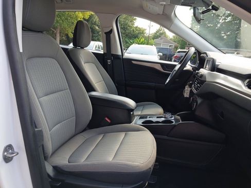 Used 2022 Ford Escape S AWD/4WD image 17