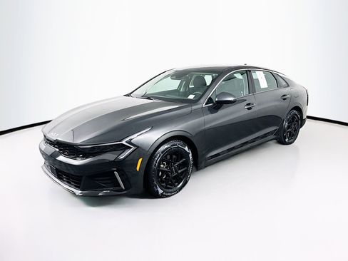 Used 2025 Kia K5 LXS image 3