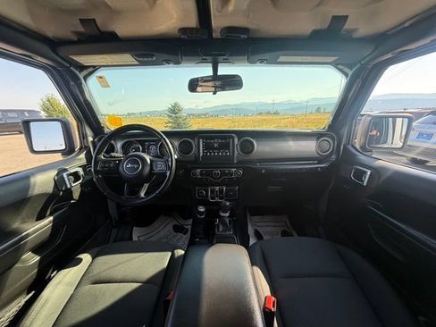 Used 2021 Jeep Wrangler Unlimited Sport AWD/4WD image 14