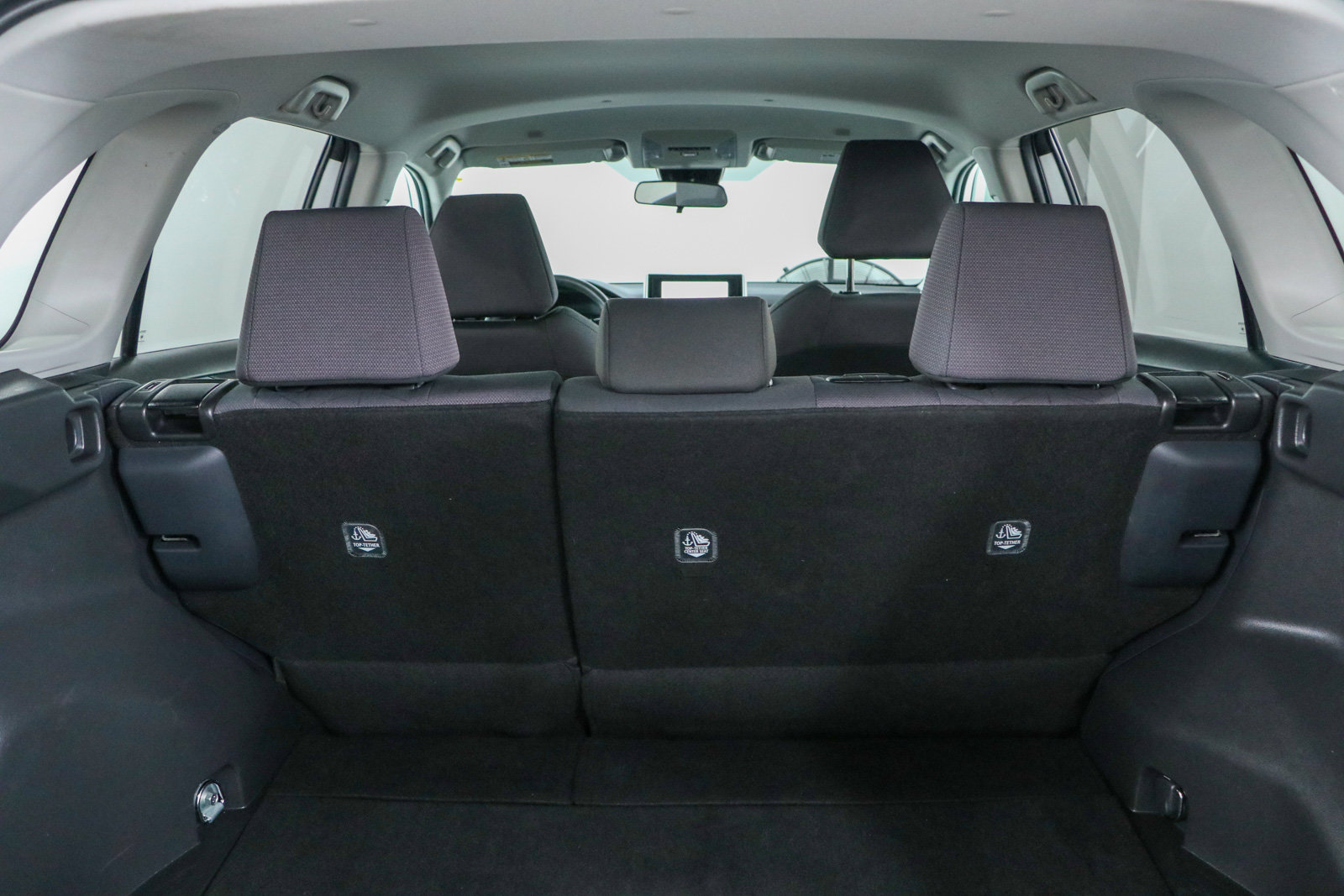 Used 2025 Toyota RAV4 XLE FWD image 28