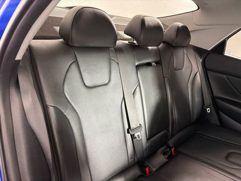 Used 2023 Hyundai Elantra Limited FWD image 22