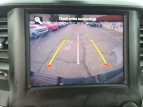 Used 2020 RAM 1500 Big Horn AWD/4WD image 17