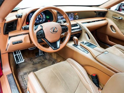 Used 2018 Lexus LC 500 Coupe w/ Sport Package image 15