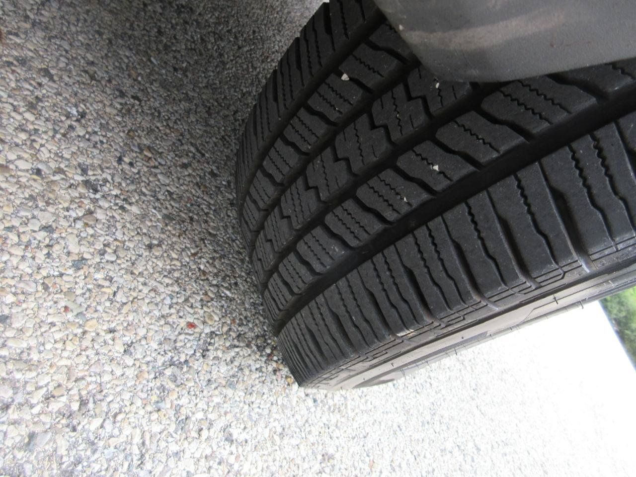 Used 2016 Ford Transit 150 148 Medium Roof RWD image 18