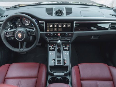 New 2025 Porsche Macan AWD/4WD image 11