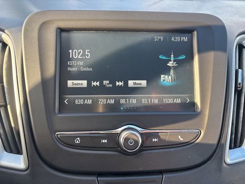 Used 2017 Chevrolet Malibu LS image 24