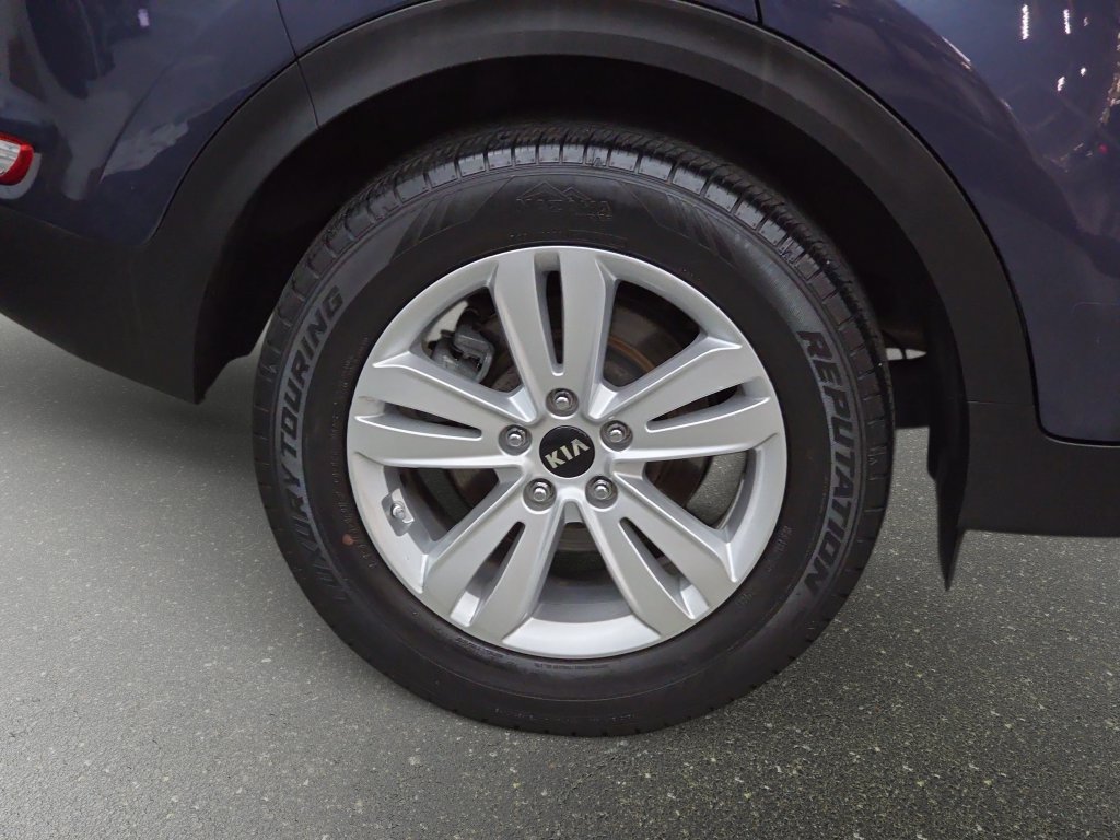 Used 2019 Kia Sportage LX FWD image 32