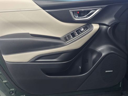 Used 2022 Subaru Forester Limited w/ Popular Package #3 image 34