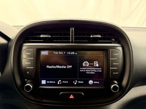Used 2023 Kia Soul LX w/ LX Technology Package image 30