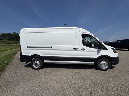New 2026 Ford Transit 250 148 Medium Roof Extended AWD image 6