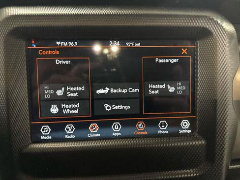 Used 2022 Jeep Gladiator Sport AWD/4WD image 18