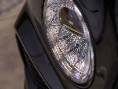Used 2024 Bentley Bentayga AWD/4WD image 5