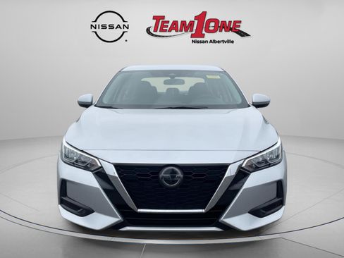 Used 2021 Nissan Sentra S image 2