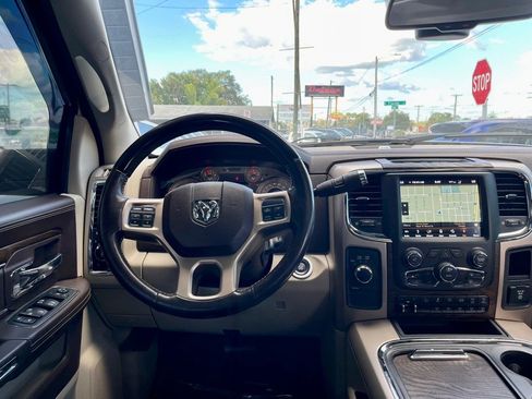 Used 2018 RAM 3500 Laramie Longhorn image 35