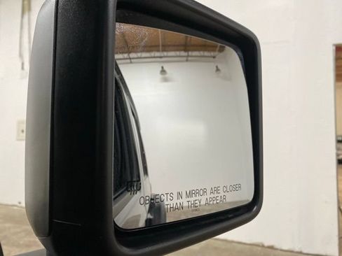 Used 2023 Jeep Wrangler Unlimited w/ Sun & Screen Package AWD/4WD image 92