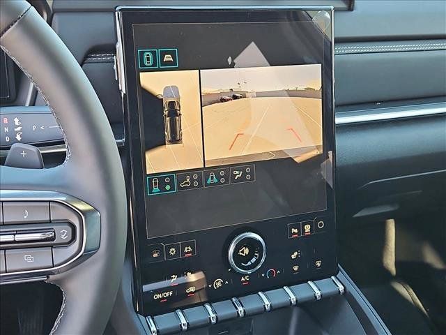 New 2027 GMC Terrain Elevation w/ Technology Package II FWD image 13