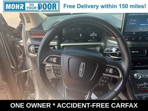 Used 2023 Lincoln Nautilus Reserve AWD/4WD image 18