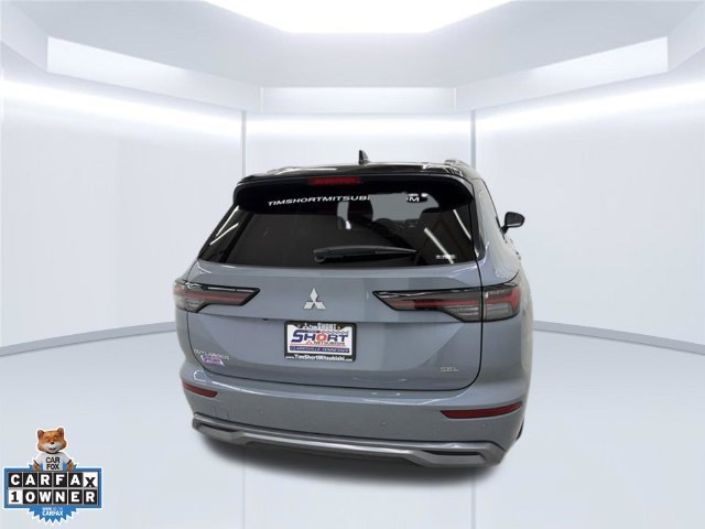 Used 2025 Mitsubishi Outlander SEL AWD/4WD image 4