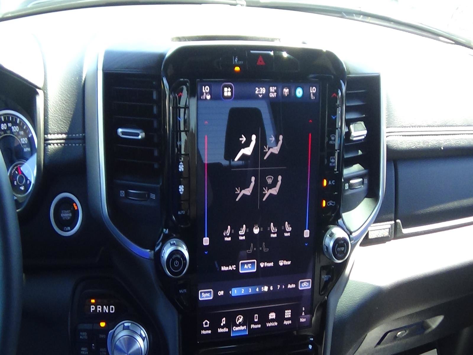 Used 2025 RAM 1500 Laramie w/ Sport Appearance Package AWD/4WD image 27