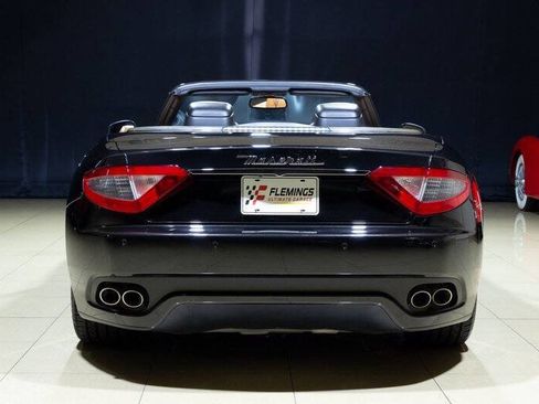 Used 2015 Maserati GranTurismo Convertible RWD image 18