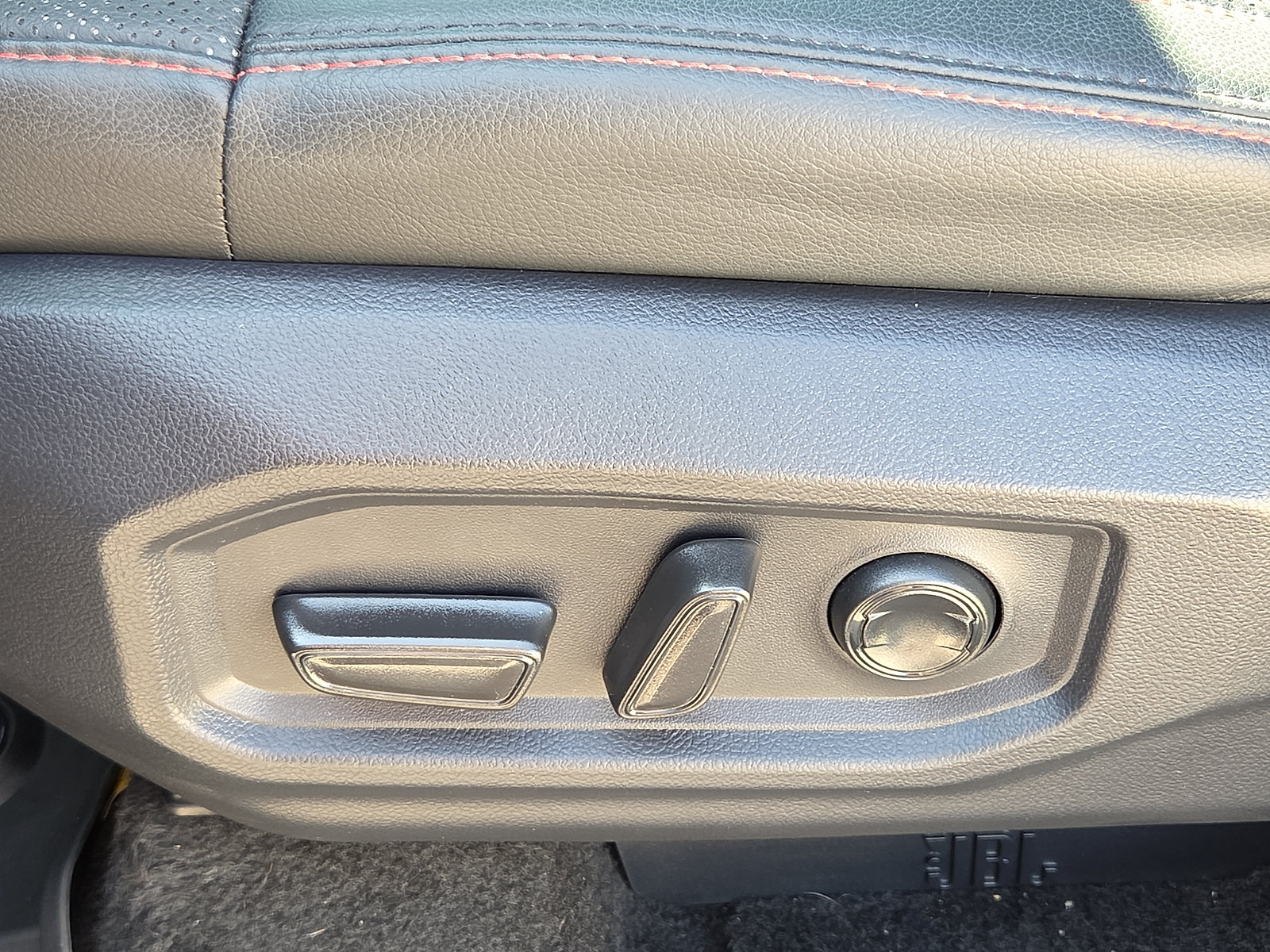Used 2026 Toyota Sequoia TRD Pro AWD/4WD image 16