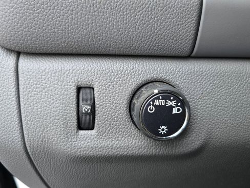 Used 2020 GMC Canyon 2WD Crew Cab image 25