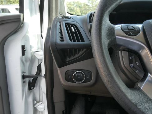Used 2020 Ford Transit Connect XL FWD image 15