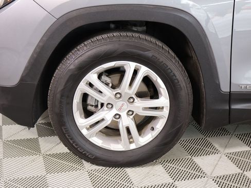 Used 2018 GMC Terrain SLE FWD image 16