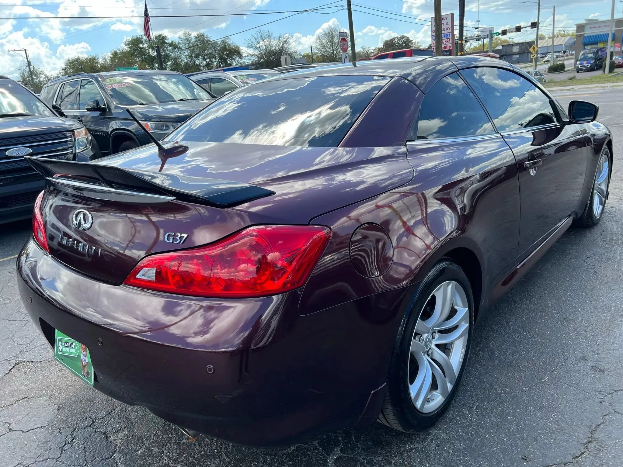 Used 2010 INFINITI G37 Convertible w/ Premium Pkg RWD image 5