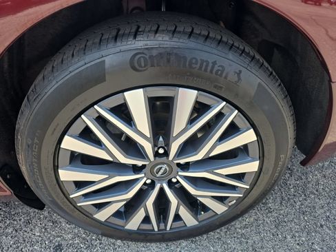 Used 2025 Nissan Altima 2.5 SV FWD image 7