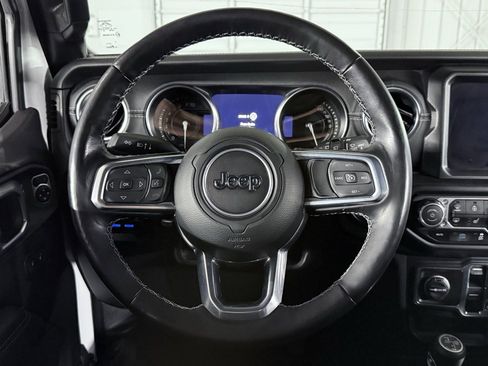 Used 2022 Jeep Wrangler Unlimited Sahara w/ Cold Weather Group image 43